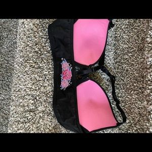Victoria secret pink wear everywhere bra 32B